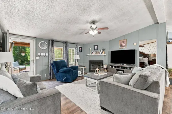 3805 SW Pricedale Drive, Summit, MS 39666