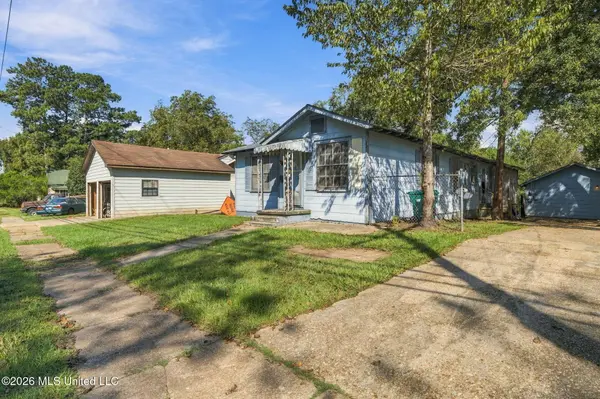 717719 Avenue E, Mccomb, MS 39648