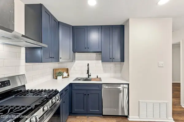 2 Dana Circle, Long Beach, MS 39560