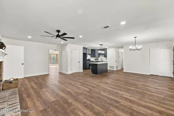 2 Dana Circle, Long Beach, MS 39560
