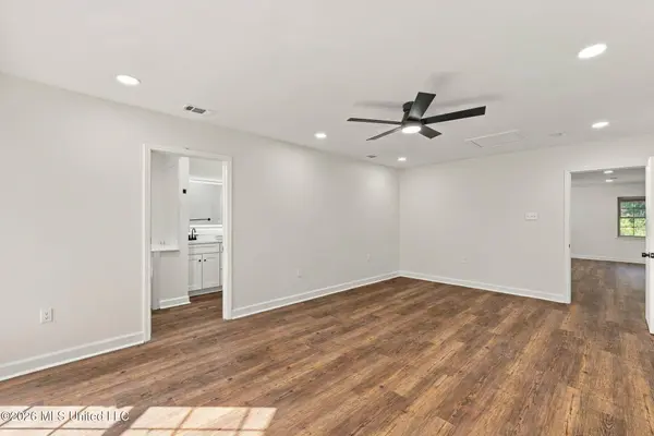 2 Dana Circle, Long Beach, MS 39560