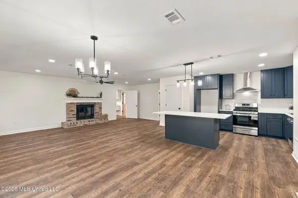 2 Dana Circle, Long Beach, MS 39560