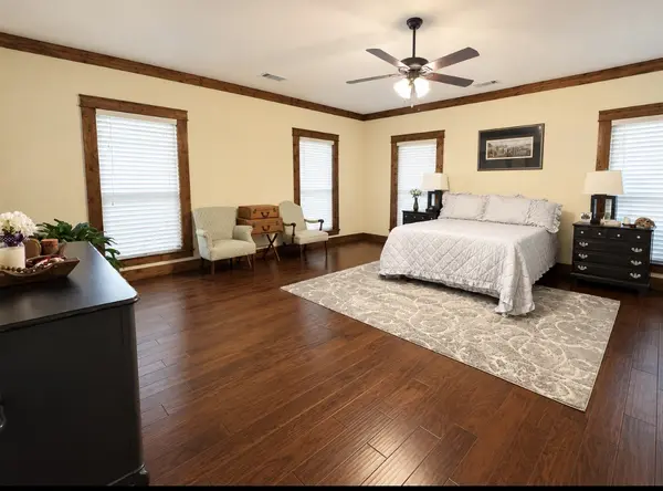 11399 Aerobic Ln, Greenville, TX 75402-3102