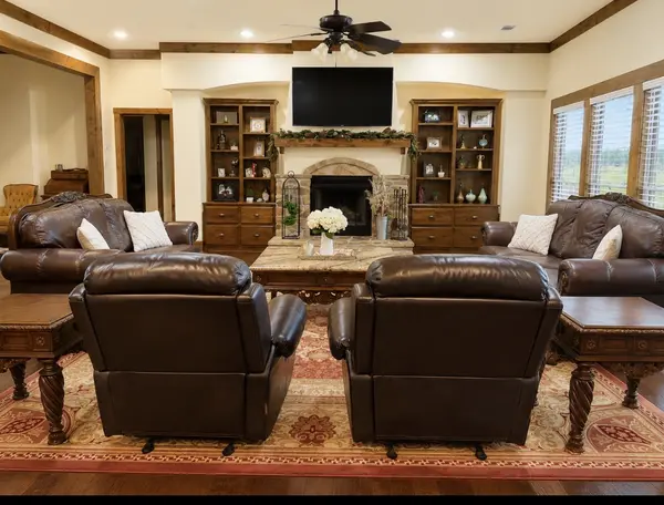 11399 Aerobic Ln, Greenville, TX 75402-3102