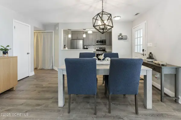 165 Tulip Lane, Freehold, NJ 07728