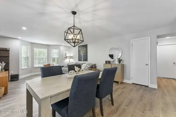 165 Tulip Lane, Freehold, NJ 07728