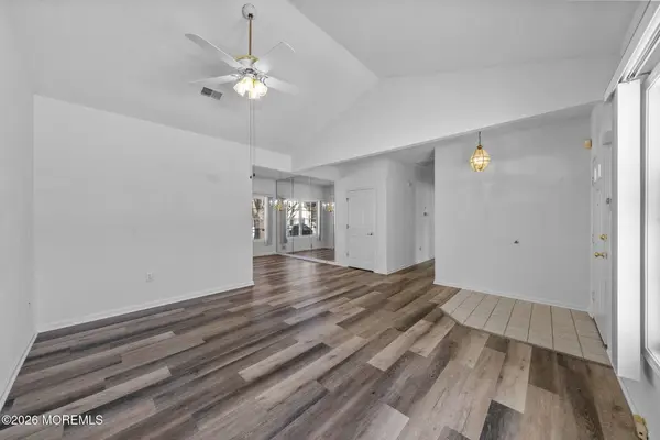 34 Molly Lane, Brick, NJ 08723