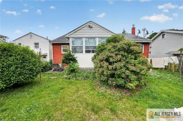 42 Plainfield AVE, Edison, NJ 08817