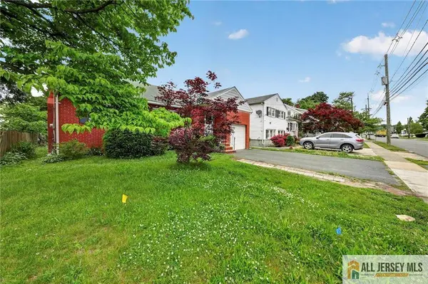 42 Plainfield AVE, Edison, NJ 08817