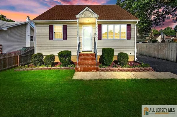 18 Woodland RD