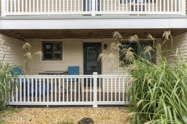 3 Wharfside Drive, Monmouth Beach, NJ 07750