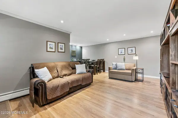 3 Wharfside Drive, Monmouth Beach, NJ 07750
