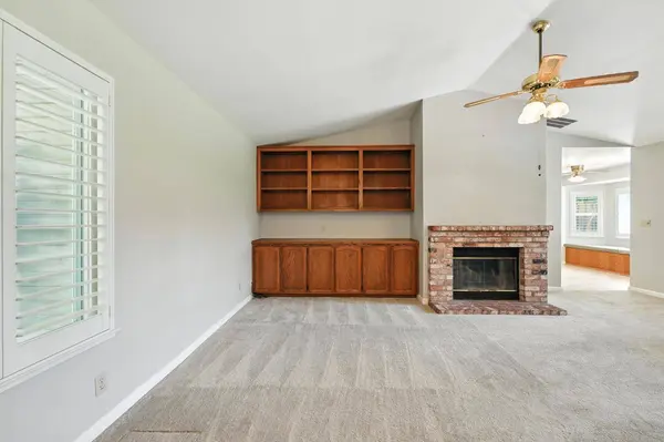 5806 Laguna Trail WAY, Elk Grove, CA 95758