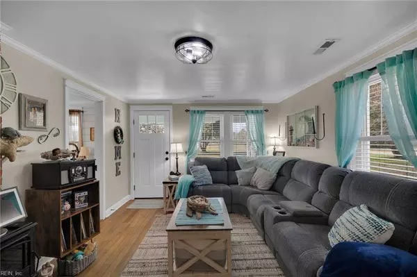 3557 Dusty TRL, Hayes, VA 23072