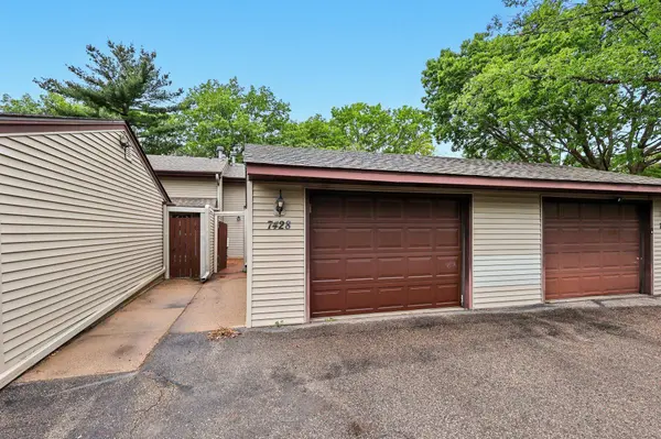 7428 Germane TRL, Apple Valley, MN 55124