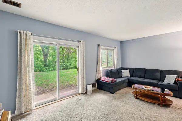 7428 Germane TRL, Apple Valley, MN 55124