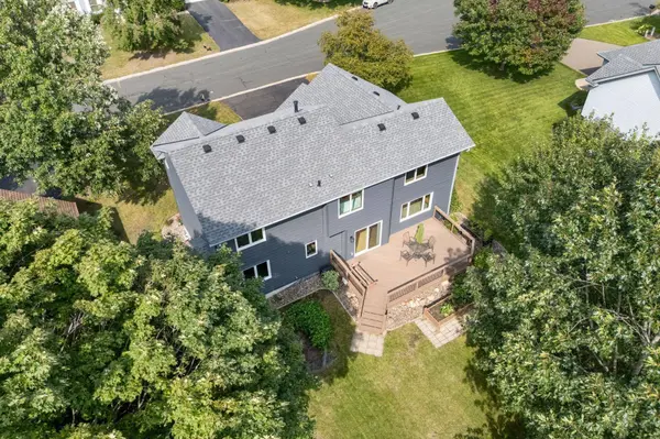7090 Gardenia CT, Apple Valley, MN 55124