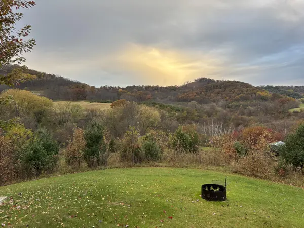 Escape to Arcadia: A Farm Gal’s Guide to God’s Country Living