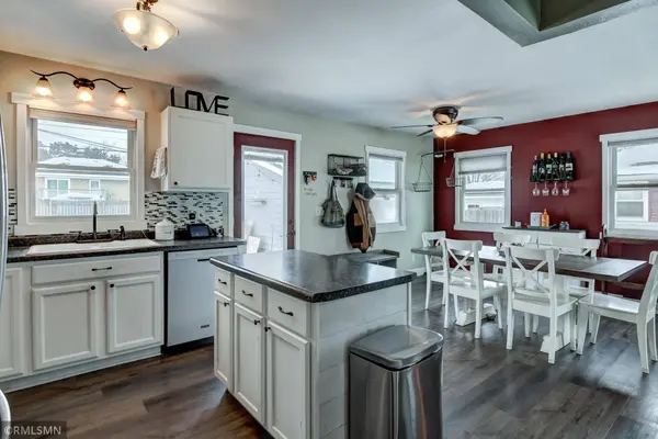 2714 Blakeley AVE, Eau Claire, WI 54701