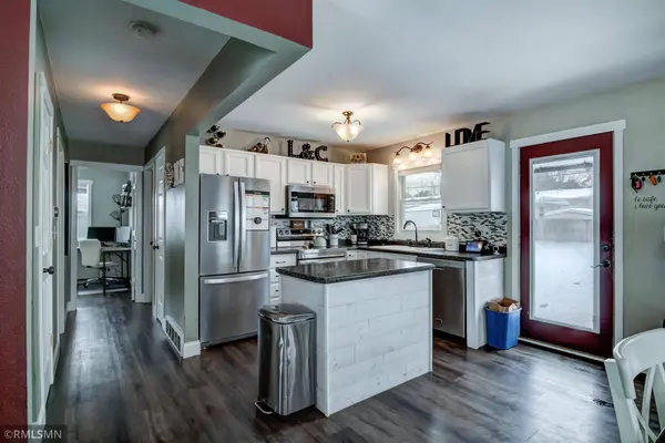 2714 Blakeley AVE, Eau Claire, WI 54701