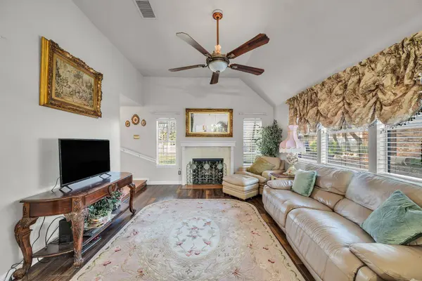 1514 Moss Creek DR, Leander, TX 78641