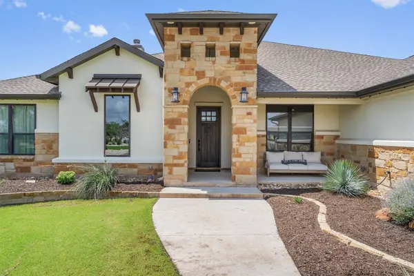 205 Honey Locust CV, Leander, TX 78641