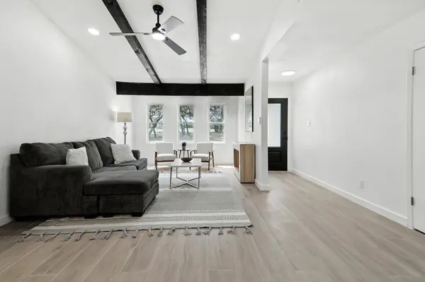 2455 Double File TRCE, Liberty Hill, TX 78642