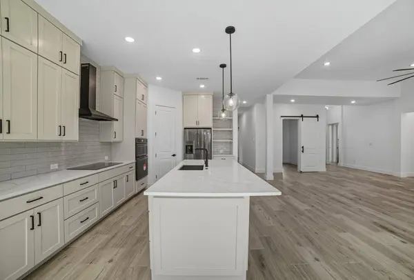 226 Sunday DR, Burnet, TX 78611