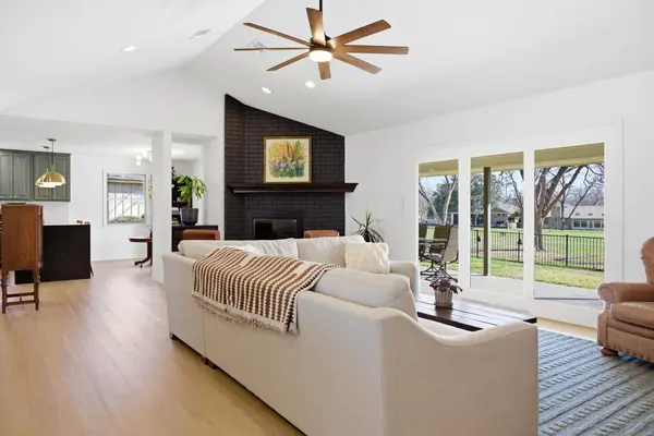 417 Olympia Fields ST, Marble Falls, TX 78654