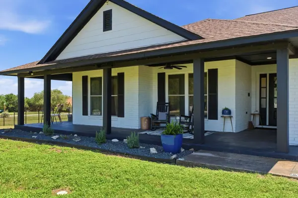 410 Mustang Mesa, Liberty Hill, TX 78642
