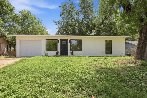 9009 Glenn LN, Austin, TX 78753