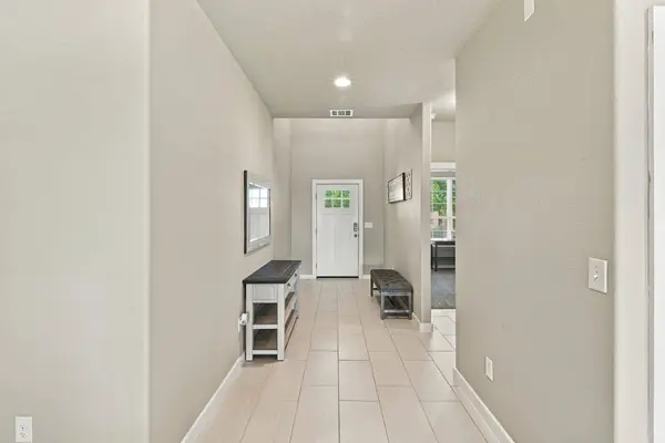 132 Palo Duro CT, Liberty Hill, TX 78641