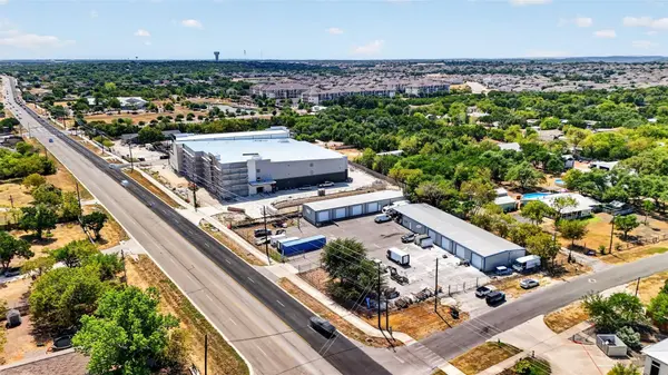 801 S Bagdad RD, Leander, TX 78641