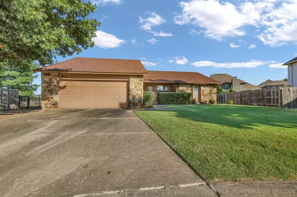 4512 W Pittsburg ST, Broken Arrow, OK 74012