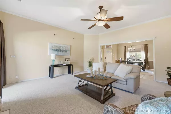 3704 W Boston PL, Broken Arrow, OK 74012