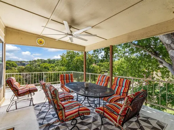 1013 Laguna Vista Court, Granbury, TX 76048