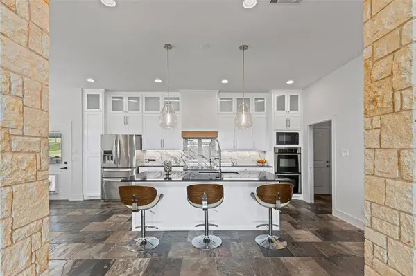 1013 Lady Amber Court, Granbury, TX 76049