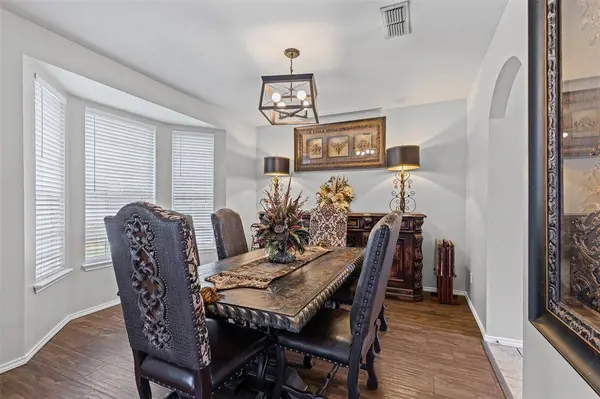 332 Carriage Lane, Saginaw, TX 76179