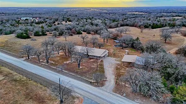 584 W Alamo Road, Bowie, TX 76230