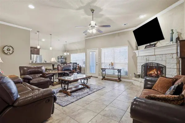 306 Donna Circle, Granbury, TX 76049