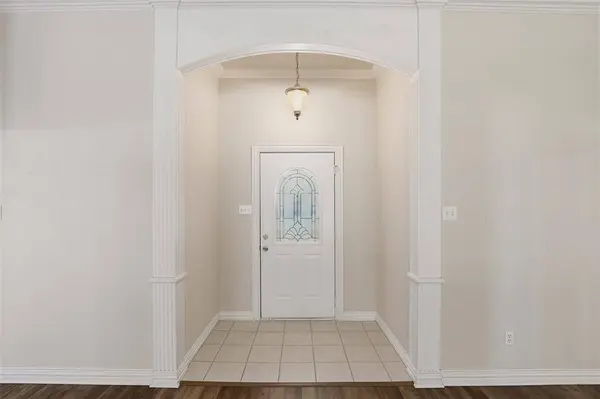 3910 View Point Drive, Granbury, TX 76048