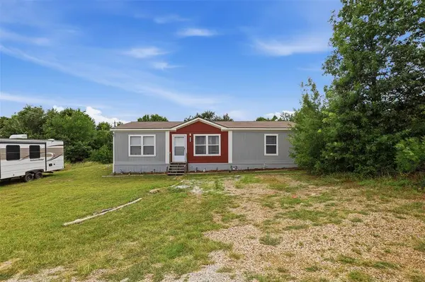 6026 Lake Granbury Trail, Granbury, TX 76048