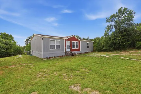 6026 Lake Granbury Trail, Granbury, TX 76048