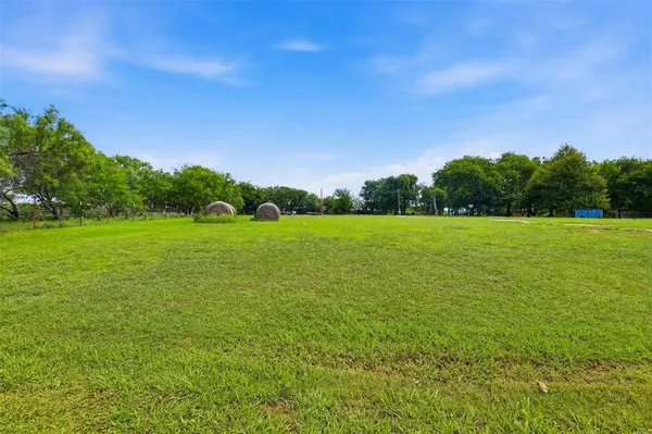 3212 Sunrise Court, Granbury, TX 76048