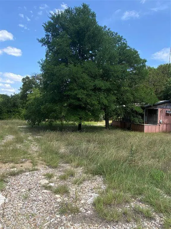 2905 Frontier Trail, Granbury, TX 76048