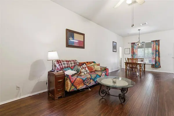 213 Sardius Boulevard, Granbury, TX 76049
