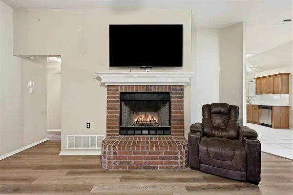 1507 Saddle Creek Court, Granbury, TX 76048
