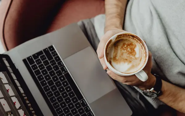 feature image of Builder Incentive vs. Resale: What DFW Buyers Need to Know