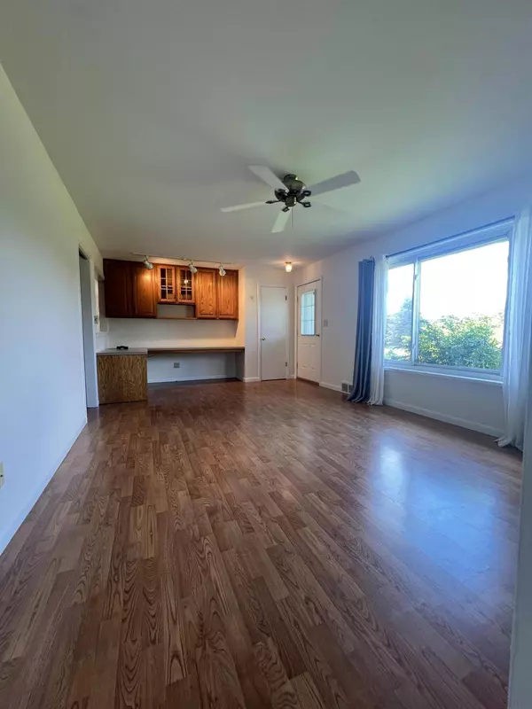 8963 Huron River Dr, Dexter, MI 48130