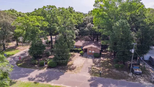 4256 Seminole Trl, Milton, FL 32583